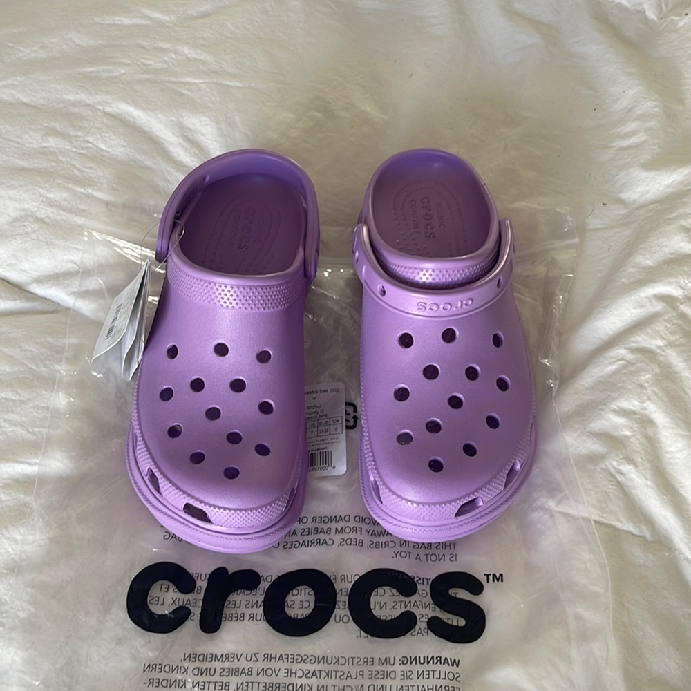 Women’s Classic Purple Platform Croc